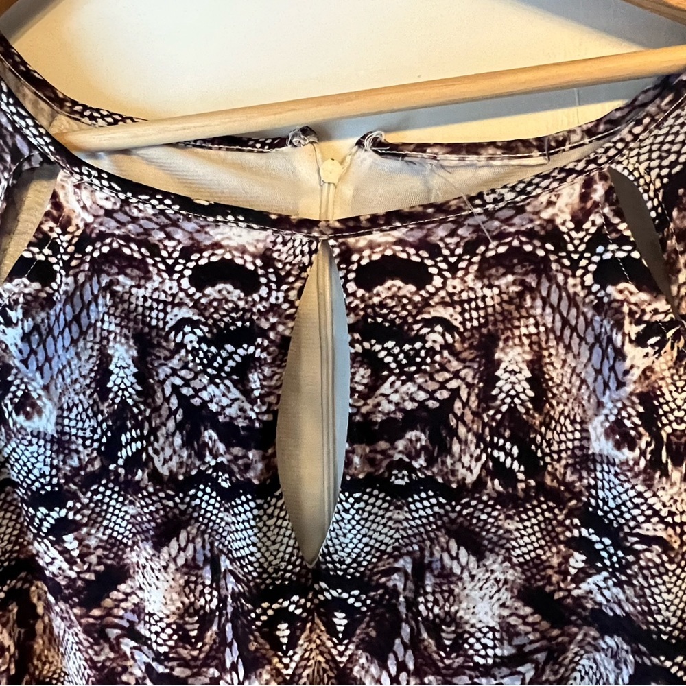 Final sale $5! Jennifer Lopez Animal Print Dress Size 12 - Picture 3 of 5